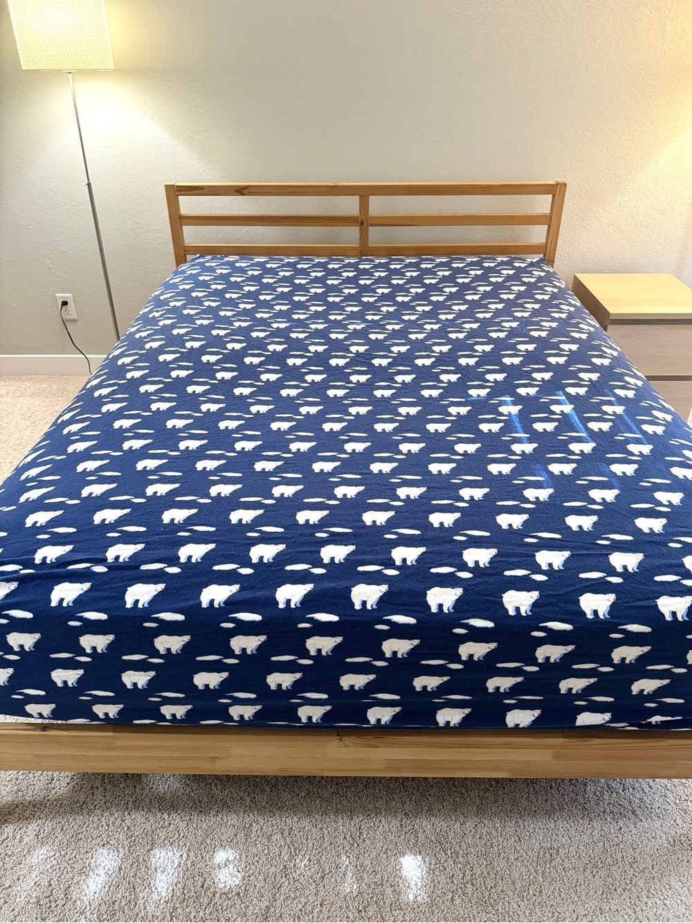 [MARTHA STEWART] Queen Flannel Fitted Sheet with White Polar Bear 100% Cotton